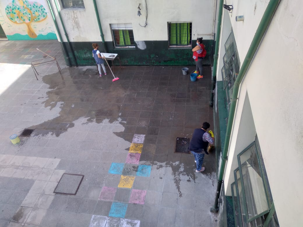 Diferentes trabajos se llevan a cano en Escuela Primaria Nº1 El Mirador