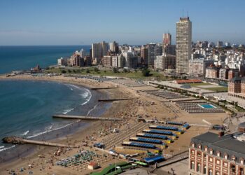 Temporada de verano 2021: cómo será el protocolo que deberán cumplir los balnearios de Mar del Plata