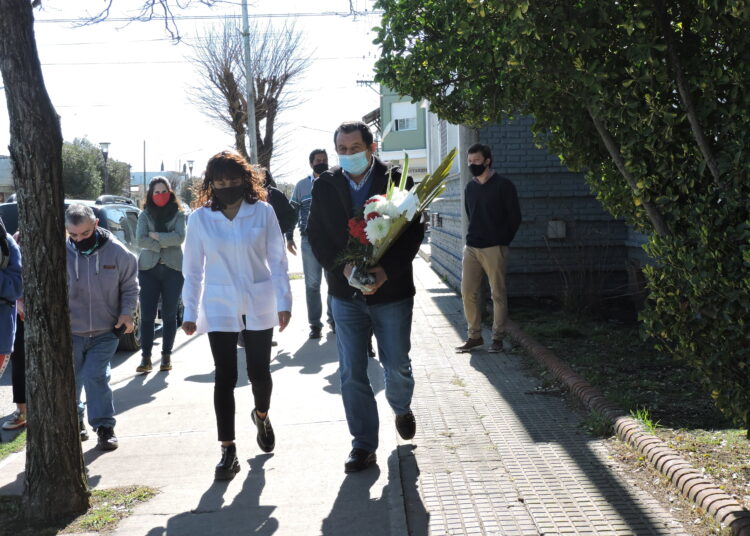 Se llevó a cabo el acto del Día del Maestro