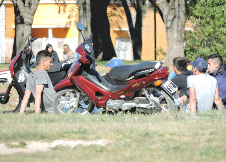 El Día del Estudiante y un festejo atípico en pandemia
