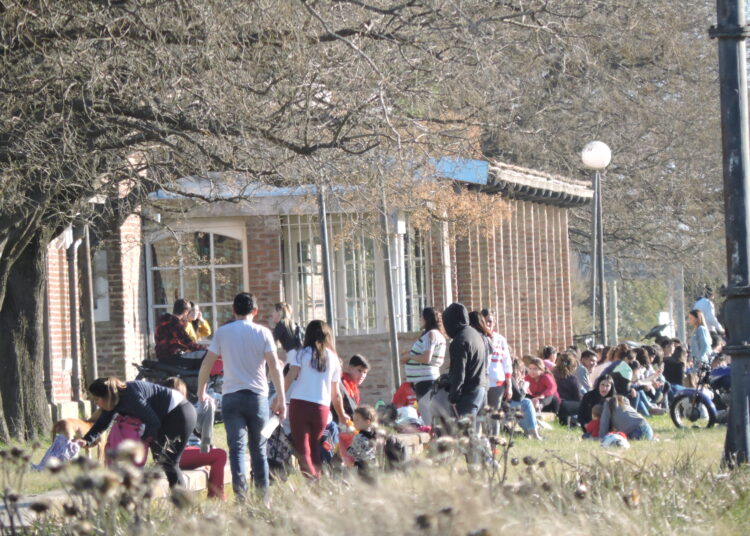 El Día del Estudiante y un festejo atípico en pandemia