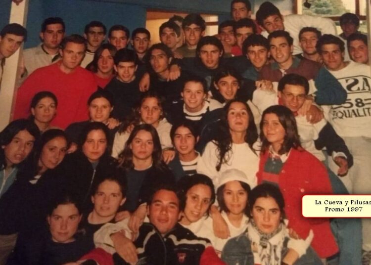 La máquina del tiempo volvió a juntarlos para hacerle el aguante a la Promo 2020