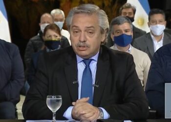 Fernández le quita coparticipación a la Ciudad para cedérsela a la Provincia