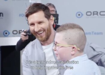 La conmovedora reacción de un niño no vidente al descubrir que Messi estaba enfrente suyo