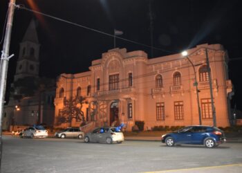 Efectivos policiales juarenses se sumaron a la protesta provincial