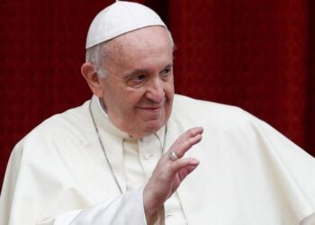 Cambio en la Iglesia: el Papa pidió por la unión civil para parejas homosexuales