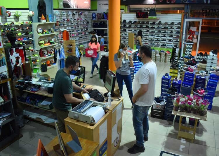 Los comerciantes locales conformes con las ventas por el Día de la Madre