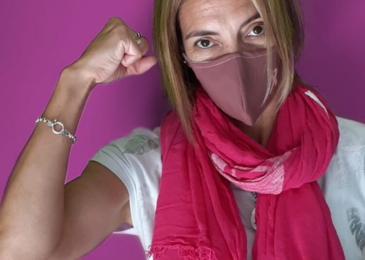 Octubre Rosa,  Barker y sus villas se sumó a la campaña de la Zarini