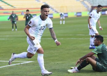 Luego de 15 años, Argentina volvió a hacerse fuerte en la altura de La Paz: le ganó 2-1 a Bolivia por las Eliminatorias