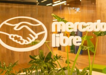 El exitoso caso de Mercado Libre, la única empresa argentina en el ranking de los mejores lugares para trabajar en el mundo