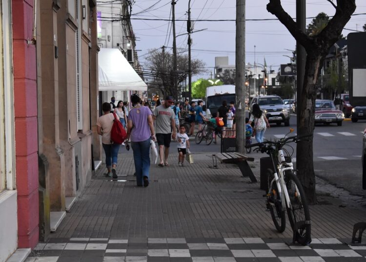 Los comerciantes locales conformes con las ventas por el Día de la Madre