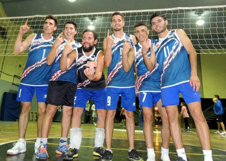 Comienza la actividad del Beach Vóley para los equipos que conduce Alejandro Soto