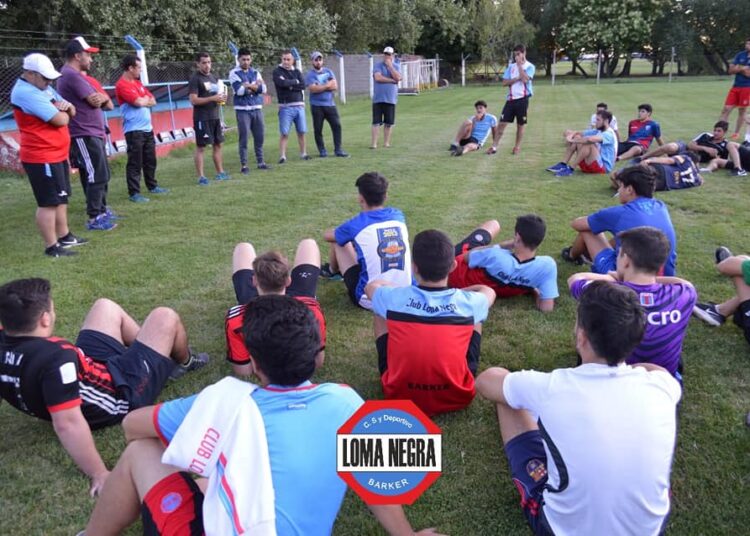 El fútbol de Loma Negra volvió en el playón de su predio