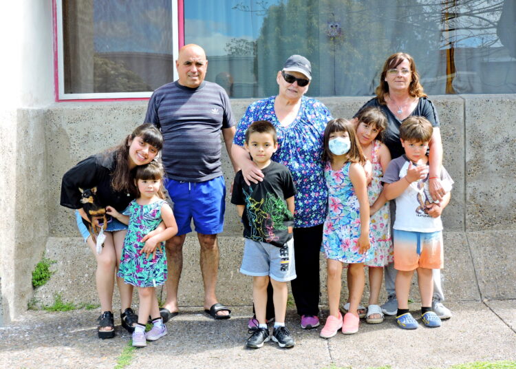 Los padres de los Egresados 2020 del Jardín 901 realizaron una caravana