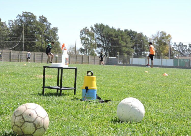 El 12 de Noviembre respiró fútbol después de seis meses, Argentino comenzó a entrenar