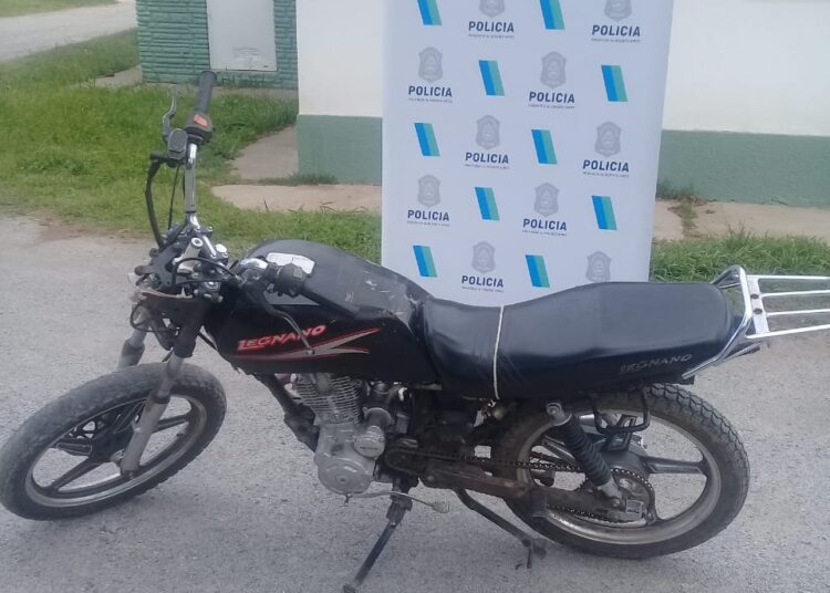 Secuestro de motovehículo en Barker