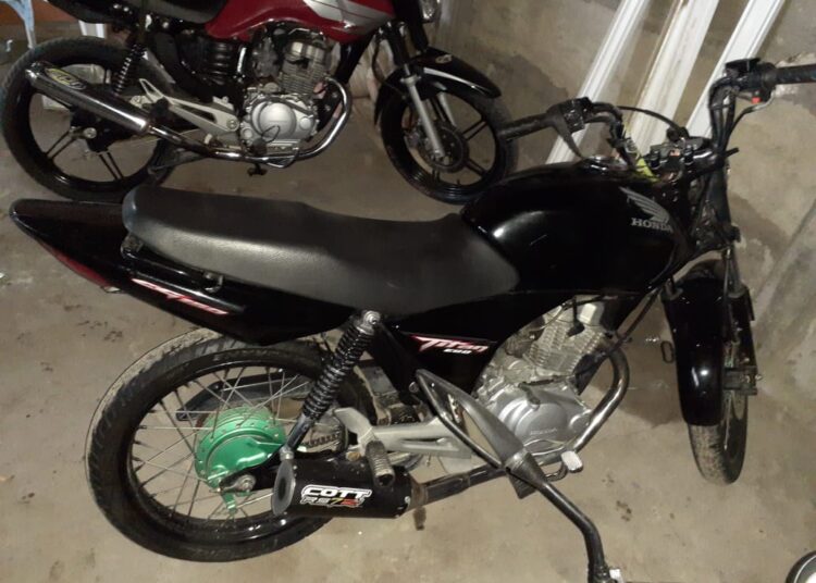 Motos, marihuana, entre otros elementos secuestrados en los allanamientos