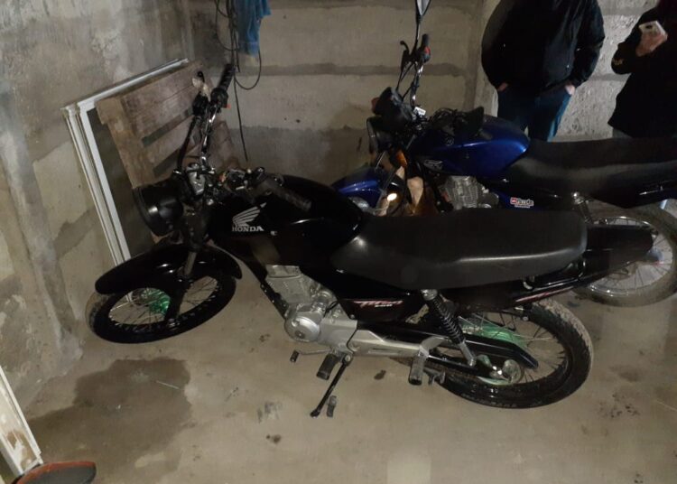 Motos, marihuana, entre otros elementos secuestrados en los allanamientos