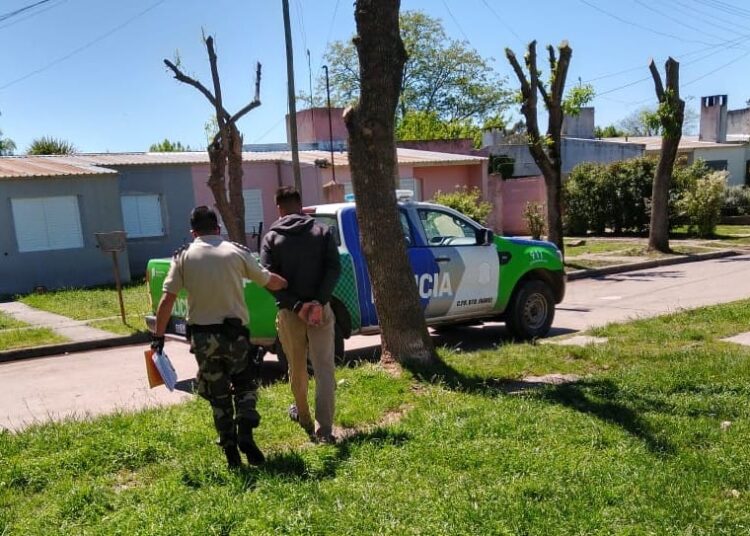 El CPR realizó allanamientos, secuestró distintos elementos y aprehendió a un ciudadano de este medio