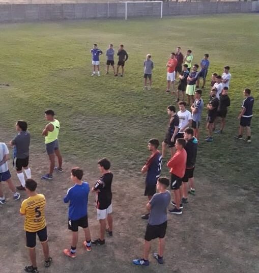 El Club Argentino vuelve hoy, 13.30 larga 1ra, 5ta y 6ta división en el 12 de Noviembre