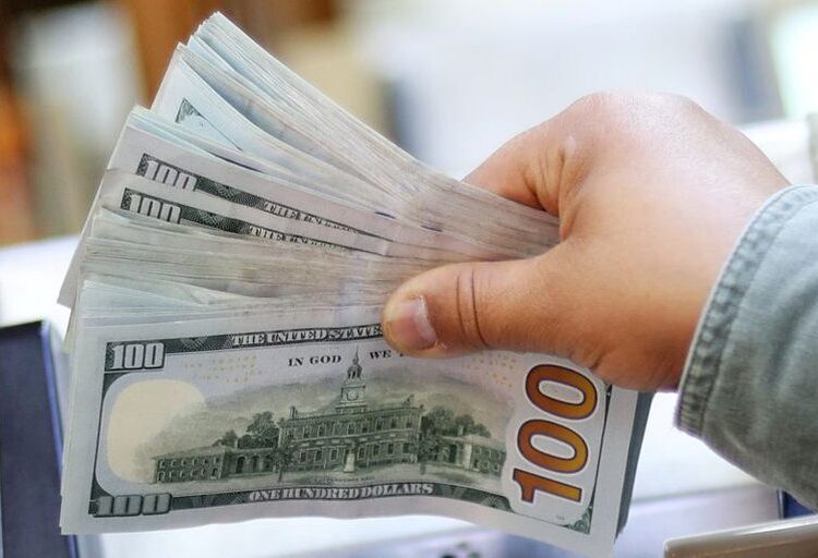 Nuevas medidas de urgencia para contener el dólar: el Gobierno busca reducir la brecha cambiaria
