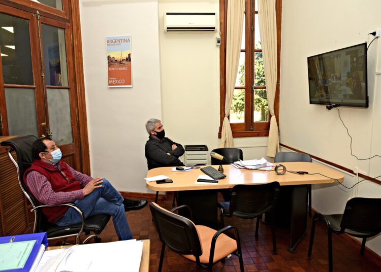 Programa “Escuela de Economía y Gestión para el Desarrollo Local”