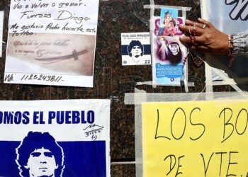Maradona tiene «un cuadro de abstinencia» y seguirá internado