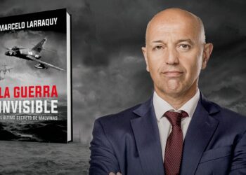 Marcelo Larraquy: «Los argentinos merecemos una historia integral de lo que sucedió en Malvinas»