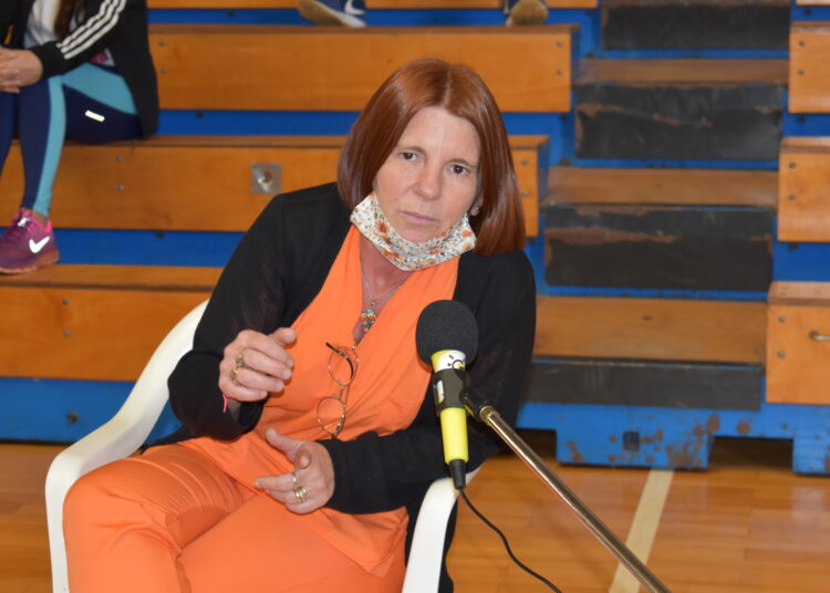 «El área Covid del hospital está completo, la situación es angustiante»