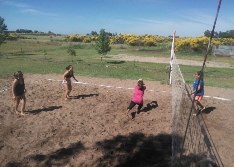 El vóley sigue a buen ritmo, los equipos que dirige Soto entrenan en el STM