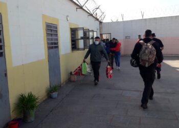 Luego de 9 meses, llegaron las primeras visitas al penal de Barker