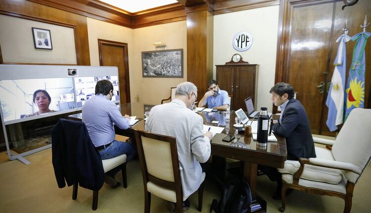 Axel Kicillof les pidió a los intendentes extremar los cuidados hasta que llegue la vacuna