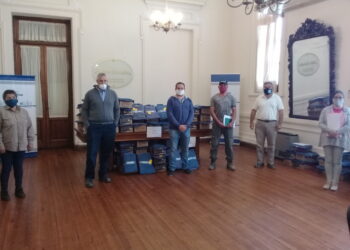 Entrega de ropa de trabajo