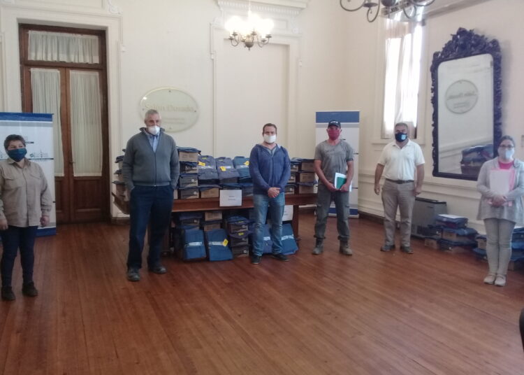 Entrega de ropa de trabajo