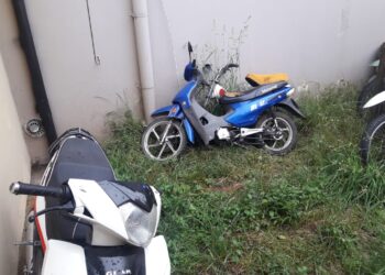 Operativos de tránsito terminó con secuestros de motos y vehículo