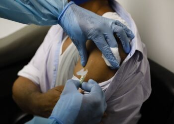 Los 11 datos más relevantes sobre la vacuna de Pfizer contra el COVID-19