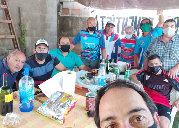 Quedó inaugurada de forma oficial la Peña Cementista «Cata Pérez»