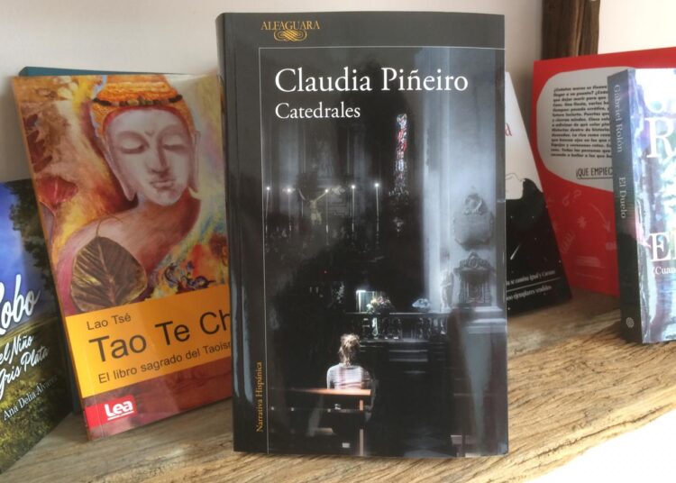 Catedrales por Claudia Piñeiro
