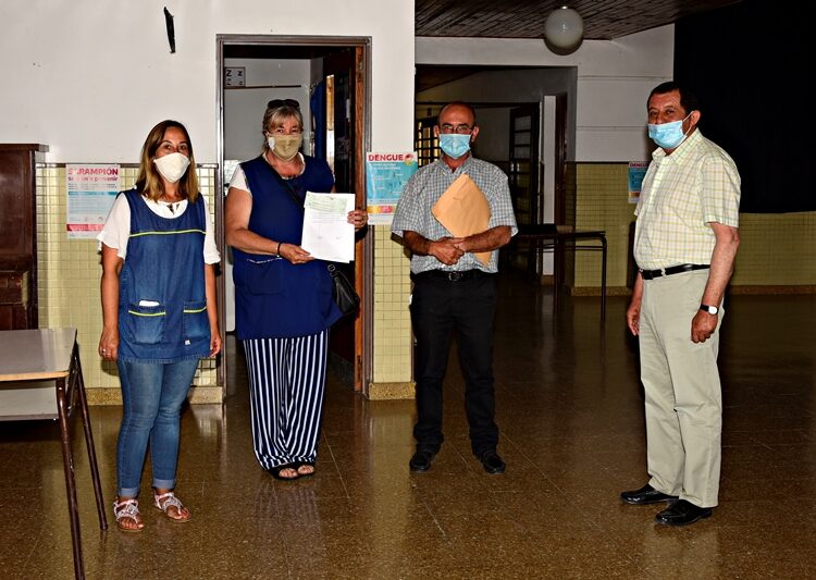 Entrega de subsidios a instituciones educativas