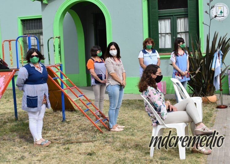 Hasta siempre: Los Egresados 2020 del Jardín 906 recibieron sus carpetas, medallas y certificados
