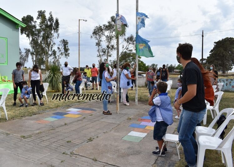 Hasta siempre: Los Egresados 2020 del Jardín 906 recibieron sus carpetas, medallas y certificados