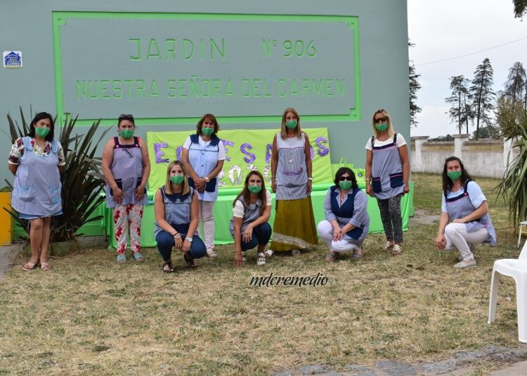 Hasta siempre: Los Egresados 2020 del Jardín 906 recibieron sus carpetas, medallas y certificados