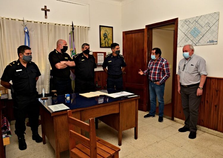 El intendente Julio Marini participó de la asunción del Comisario Rubén López