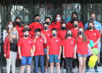 Egreso virtual y caravana para celebrar