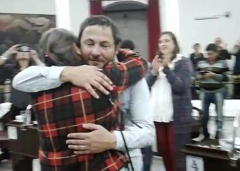 Elena. Nunca es fácil despedir a una amiga.