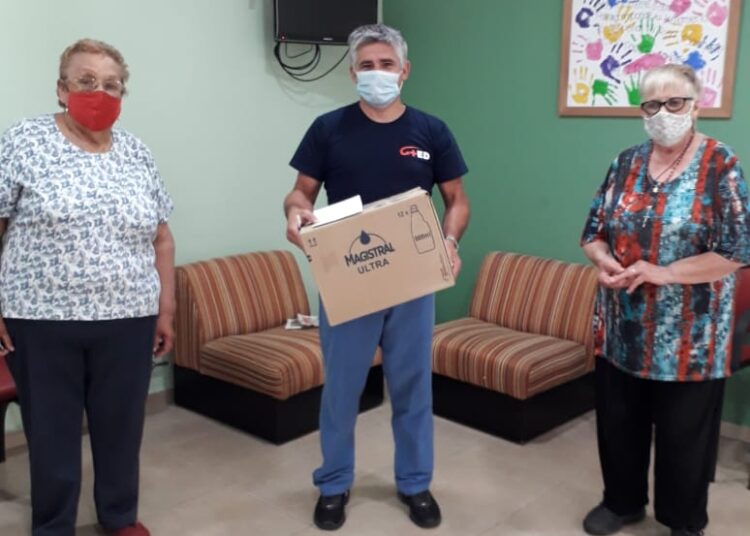 Presente para el Personal del Hospital Municipal