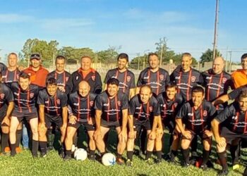 El Senior de Juarense juega esta noche en el Lafón  desde las 21.30 hs