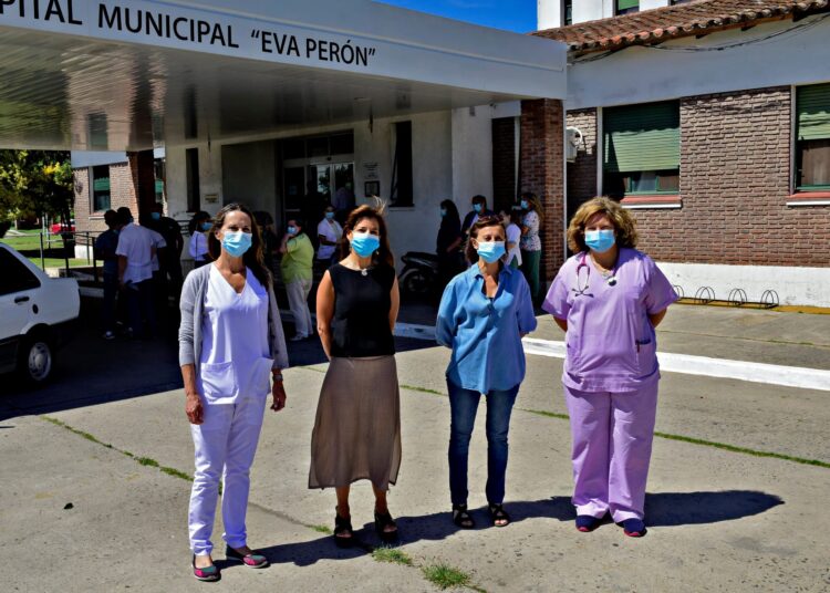 El intendente Julio César Marini presentó a la nueva Secretaria de Salud al personal del Hospital