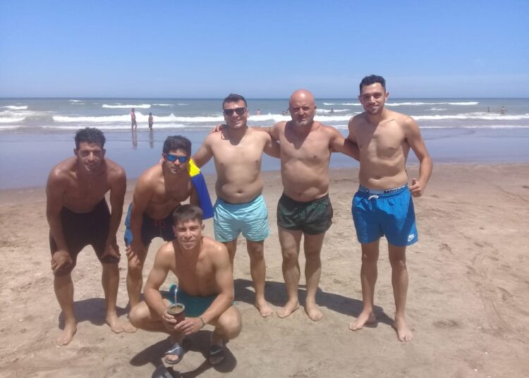 Sportivo López jugó dos amistosos en Necochea el fin de semana