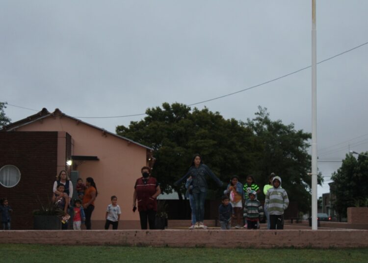 Pese a la lluvia los Reyes Magos recorrieron las calles de Juárez